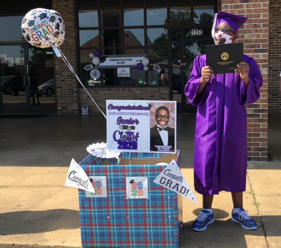 How Knoxville-area high school graduates decorated graduation caps