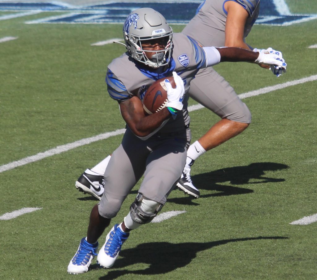 Memphis Tigers wide receiver Calvin Austin grinded from walk-on to  first-team All-AAC at his hometown school, College Football