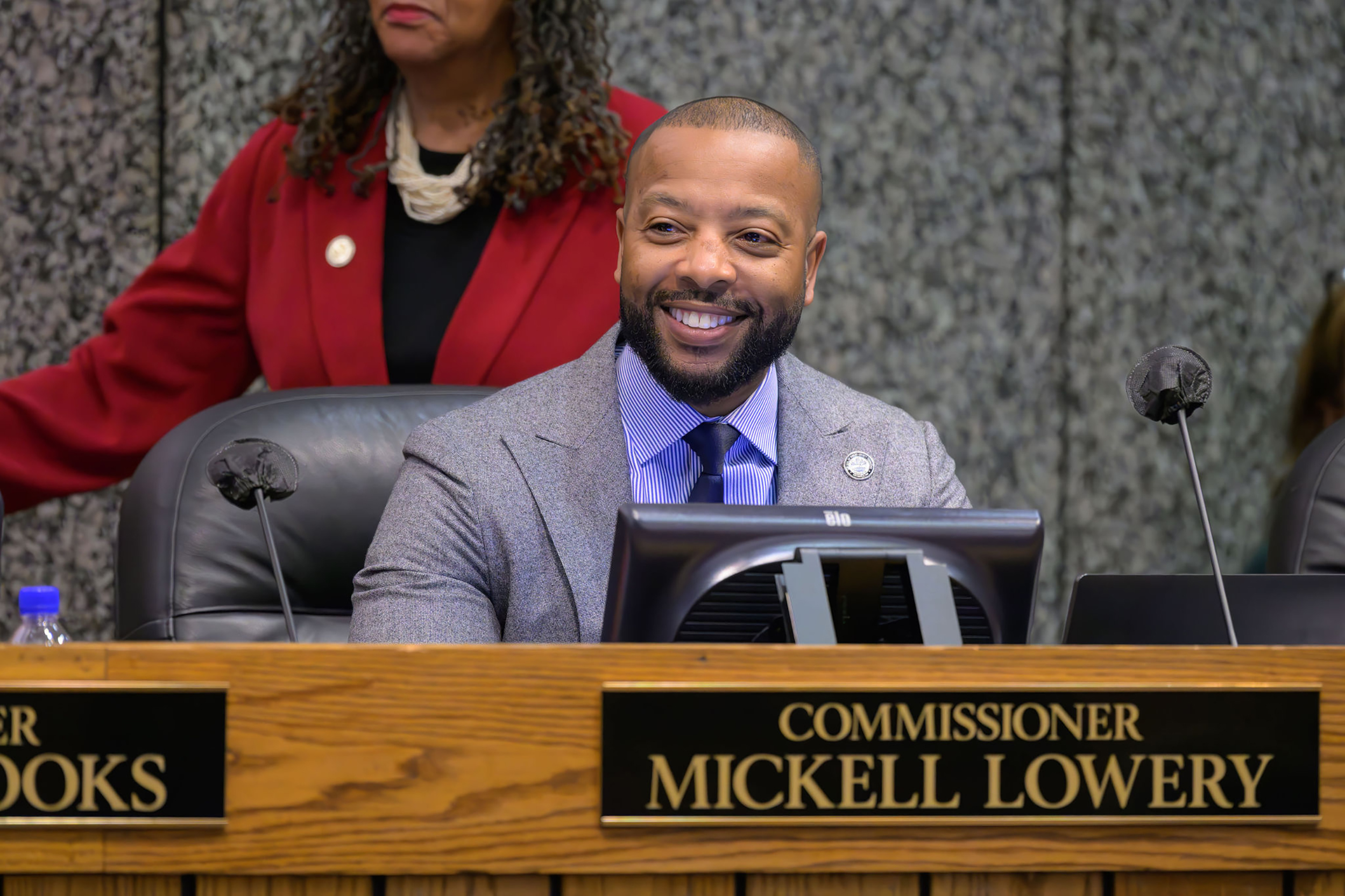 Lowery resolution to fund MSCS lawsuit  against takeover falls short in county commission