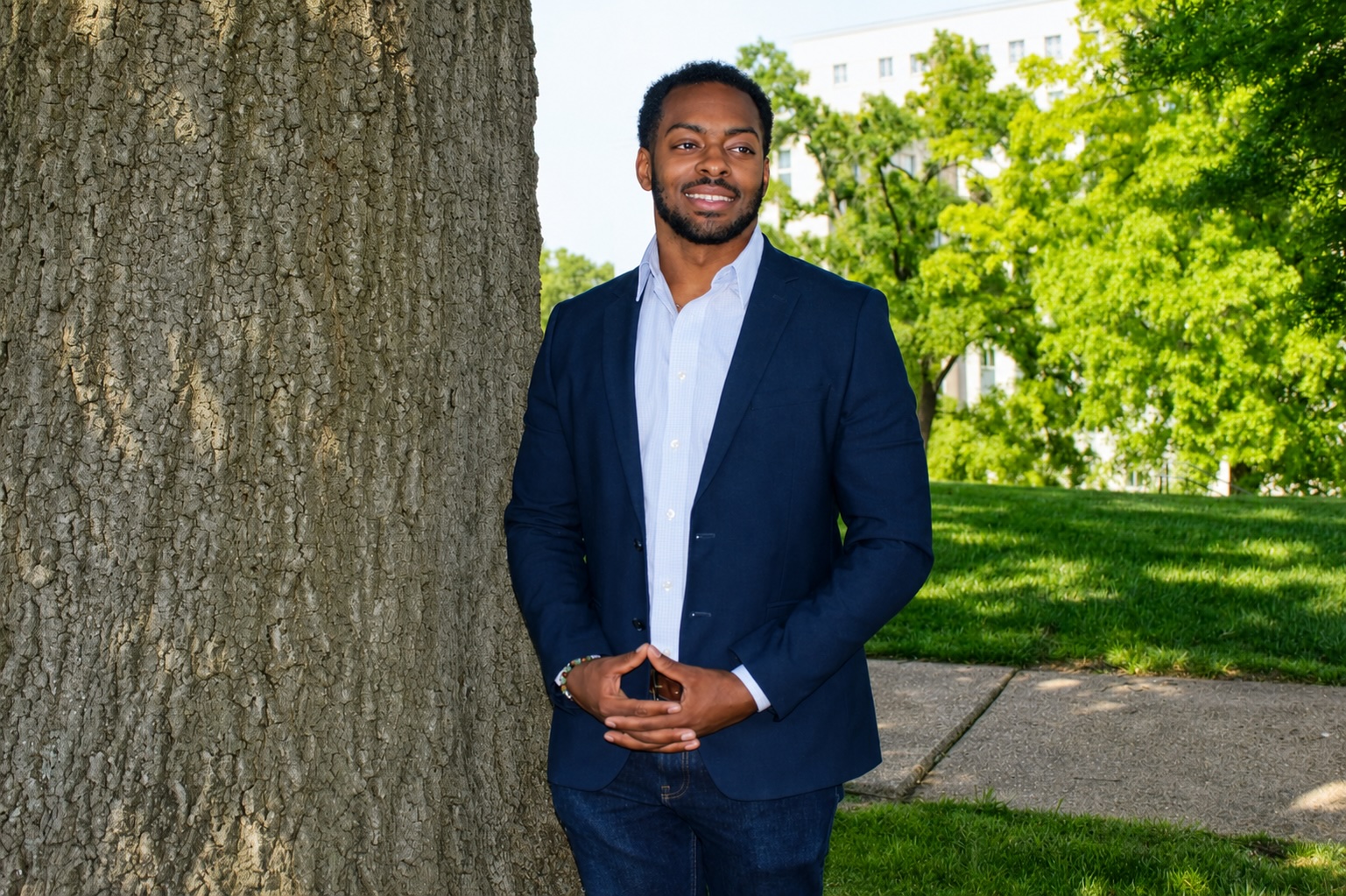 T.J. Hardaway steps into his father’s seat — and begins defining his own voice
