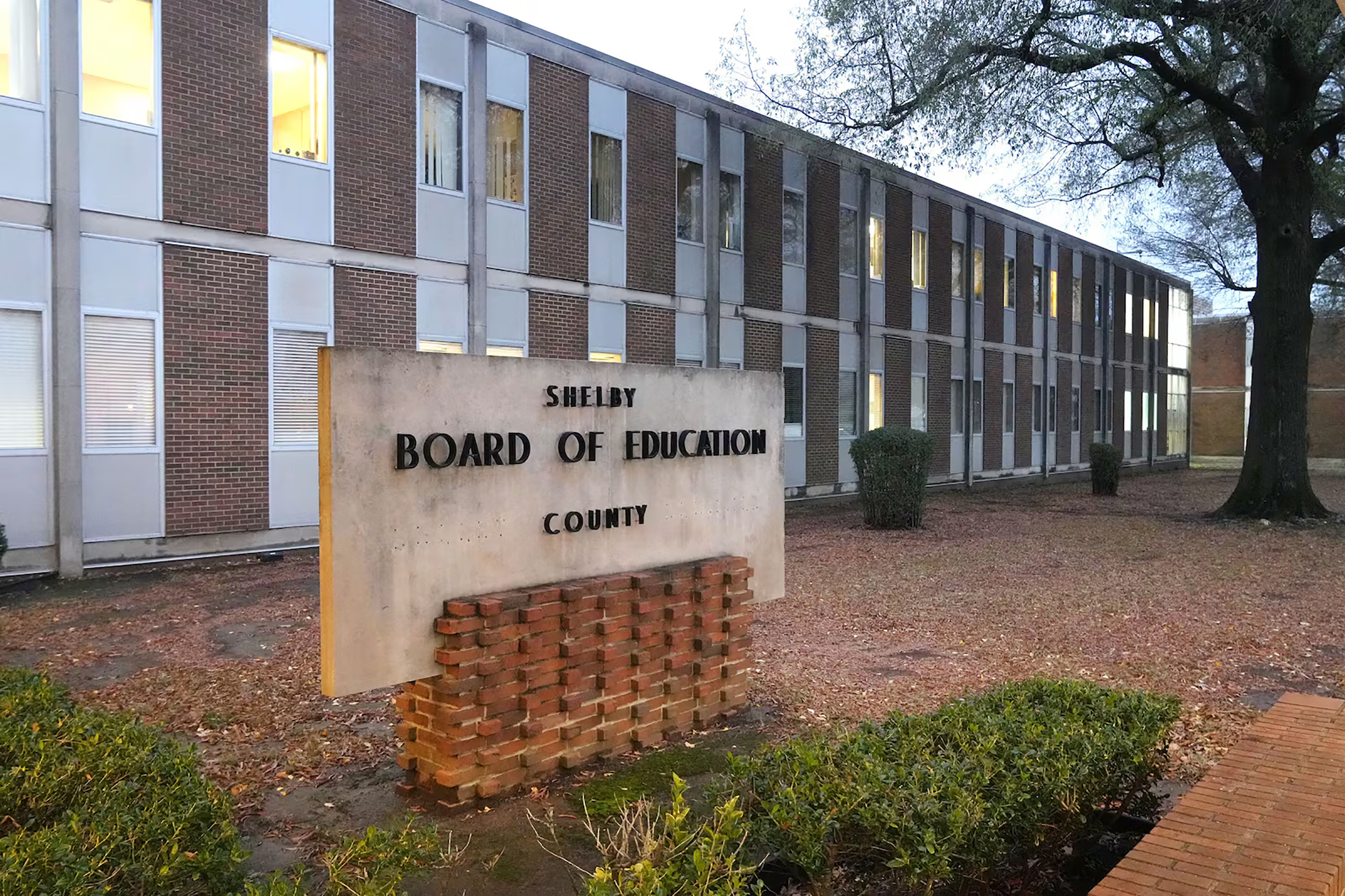 Memphis schools takeover could begin once state takeover board is ready, judge says